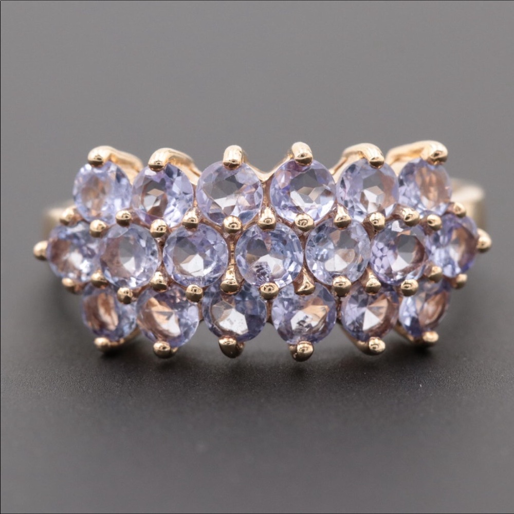 *Vintage 10K Three Row Tanzanite Band Ring